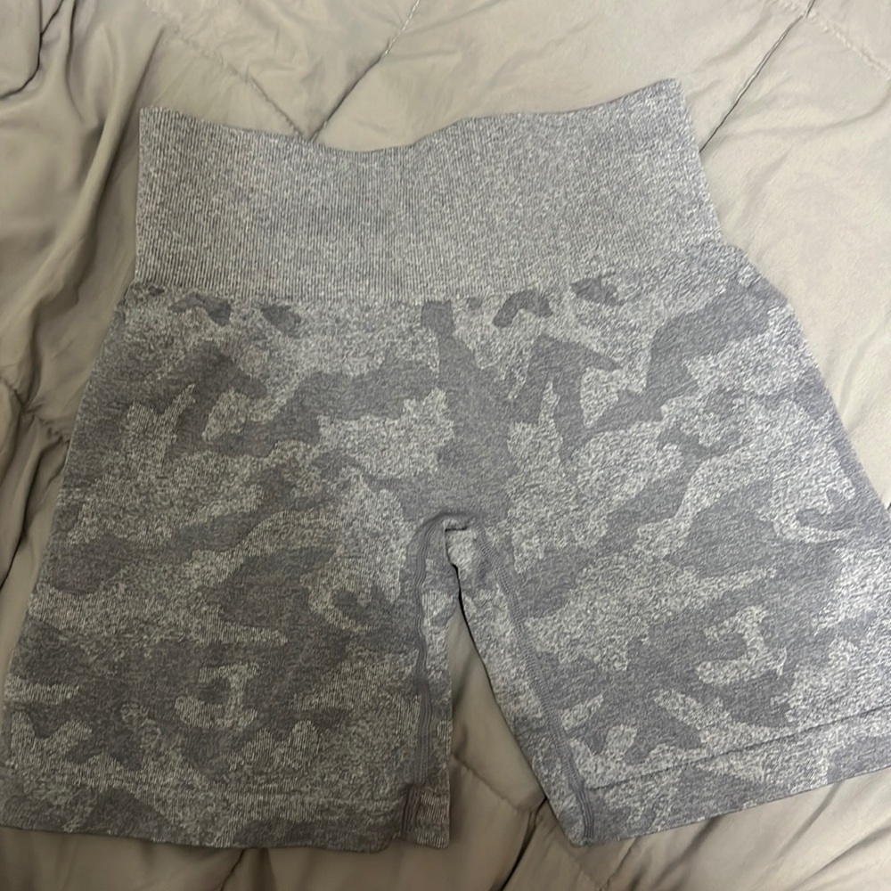nvgtn shorts